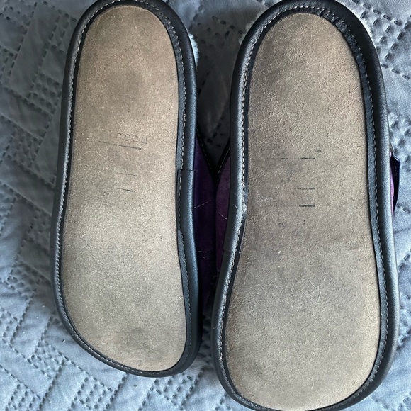 Garneau  Ladies Slippers - Picture 3 of 9